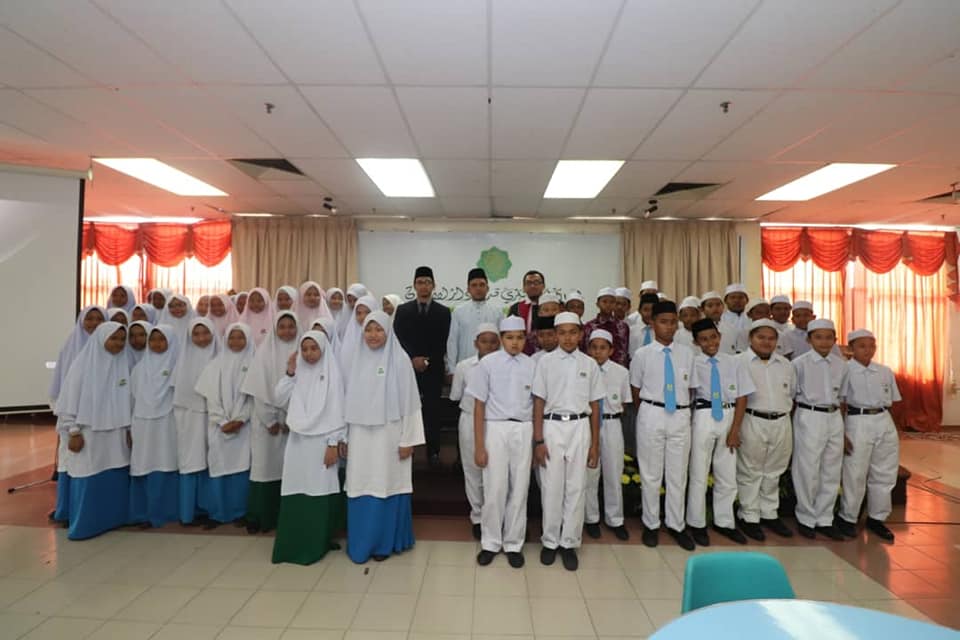 Lembaga Zakat Negeri Kedah Darul AmanSERAMAI 138 PELAJAR 